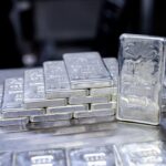 نقره سایه به سایه در تعقیب طلا/ ادامه رکوردشکنی قیمت فلز سفید