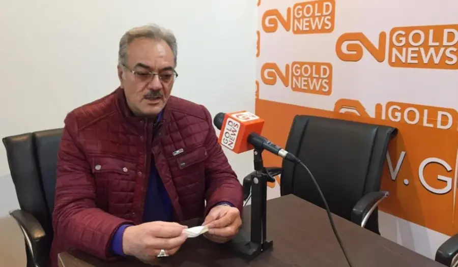 رییس اتحادیه طلا فروشان استان زنجان اعلام کرد: خرید طلا به صورت مجازی، بهویژه در قالبهایی مانند «قلک طلا» یا معاملات کاغذی، مورد تأیید اتحادیه نیست و از نظر قانونی نیز فاقد اعتبار است.