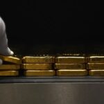 اونس طلا پس از سقوط 3 درصدی در جا زد