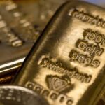 فلز زرد در کف 10‌روزه