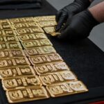 طلای جهانی در قله ماندگار شد