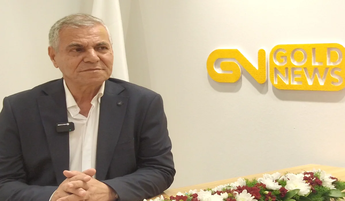 نایب رئیس اتحادیه طلا و جواهر سمنان عنوان کرد: قانون جامع حمایت از صنف و صنعت طلا تدوین شده ، اما با تغییر مسئولان به دست فراموشی سپرده شده است.