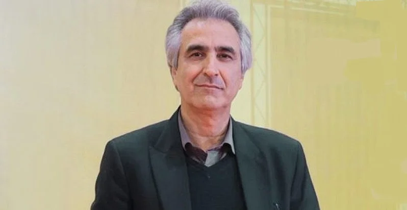 رئیس اتحادیه طلا و جواهر شیراز خبر داد: با وجود دغدغههای ناشی از افزایش سهبرابری قیمت طلا در یک سال گذشته و گسترش دایره تحریم ها ، خوشبختانه 95 درصد ظرفیت نمایشگاه طلا و جواهر شیراز پر شده است.
