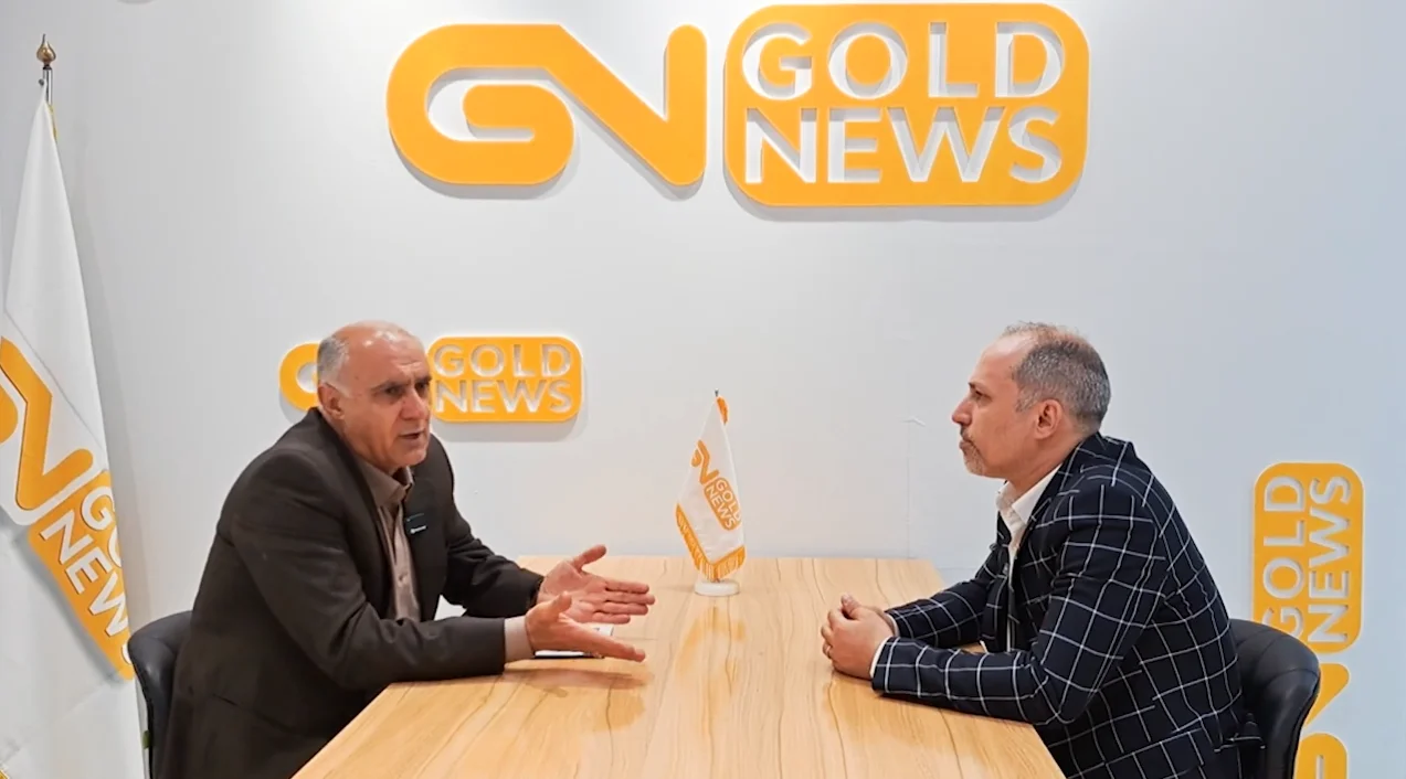 دبیر اتحادیه طلا و جواهر اصفهان عنوان کرد: باید اتحادیه ها با هماهنگی و تعامل با یکدیگر و رتبه بندی تولیدکنندگان ، درصد ساخت مصنوعات طلا را به صورت یکسان مشخص کنند.