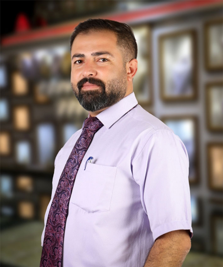 امین برنا
