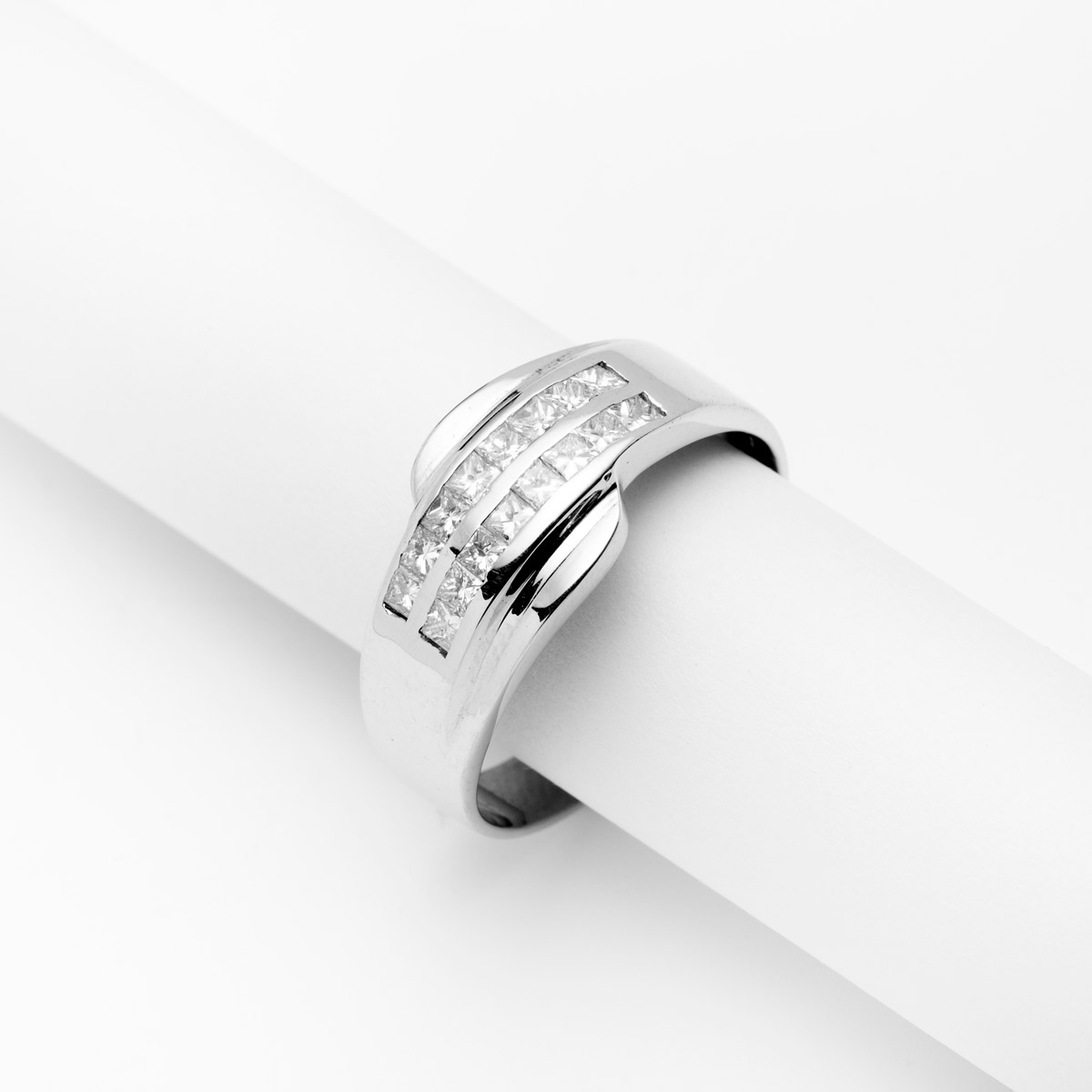 حلقه سفید زنانه برلیان جواهر