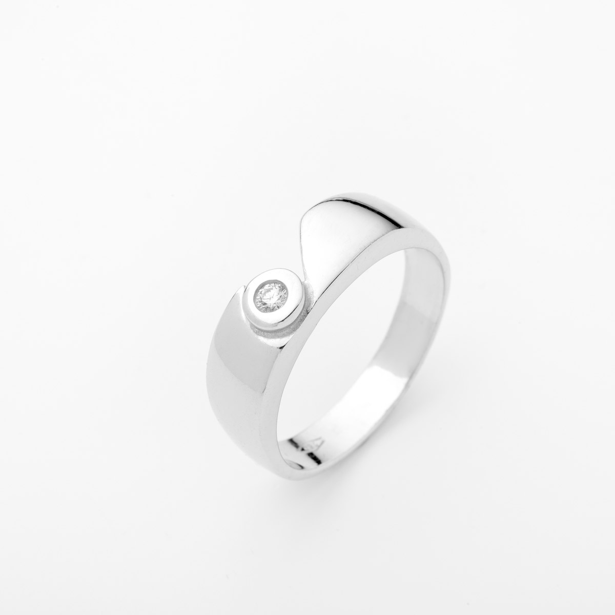 حلقه سفید برلیان