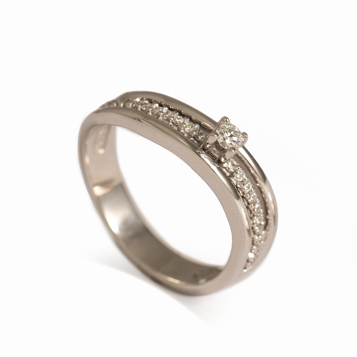 انگشتر جواهر