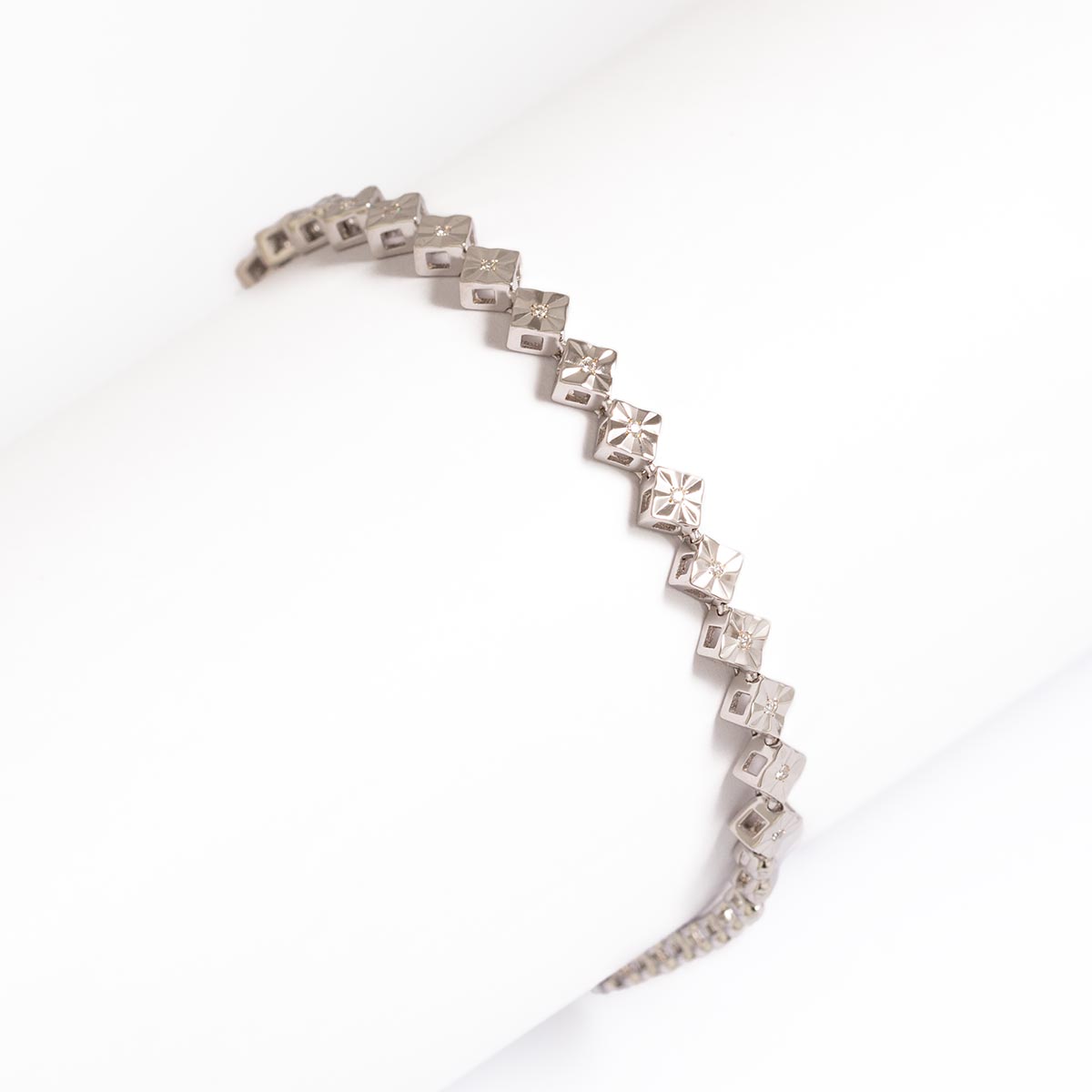 دستبند جواهر