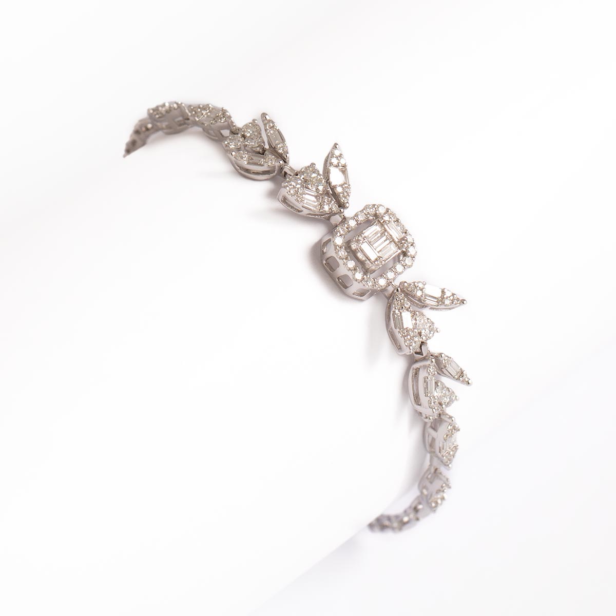 دستبند جواهر