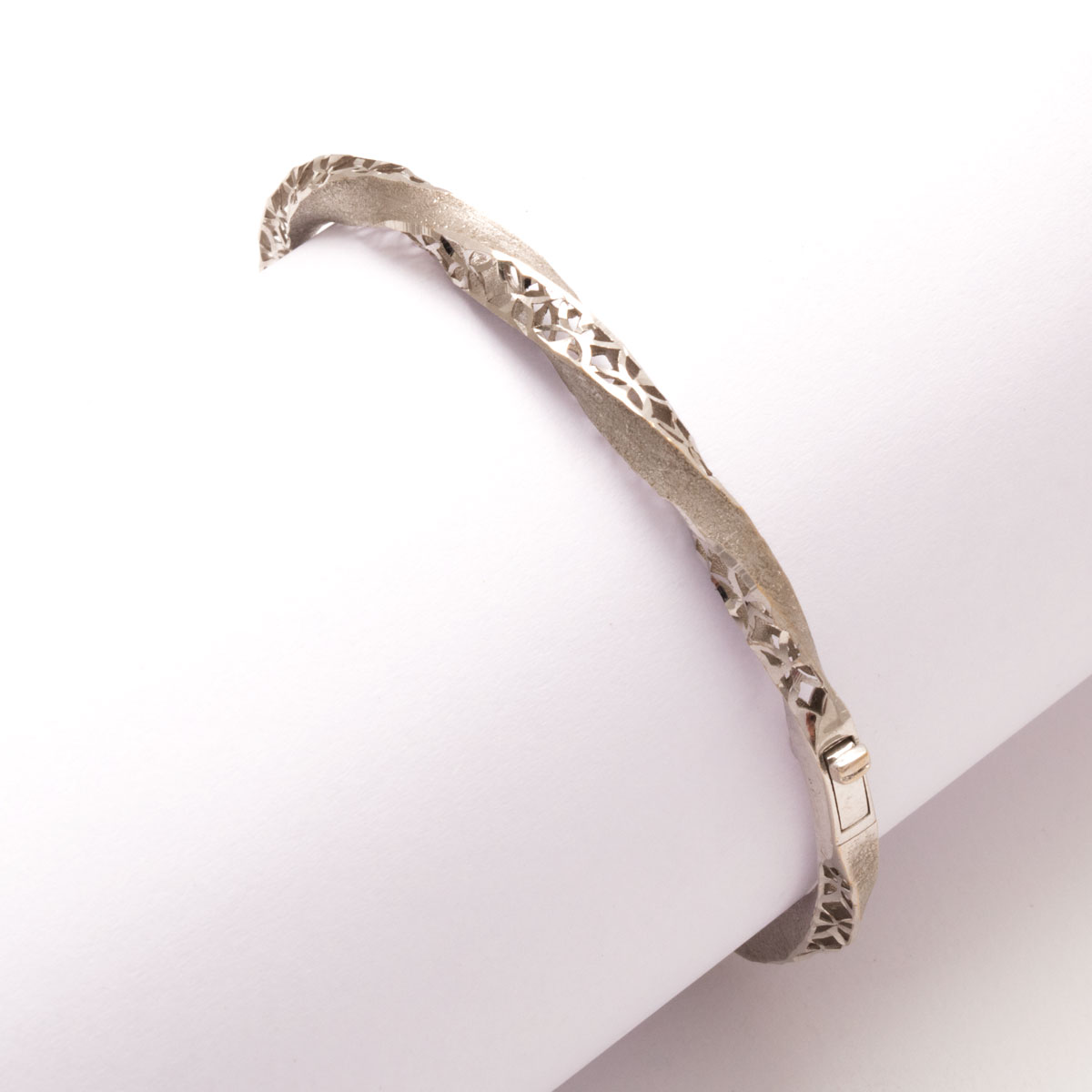 دستبند النگویی فیوژن سفید