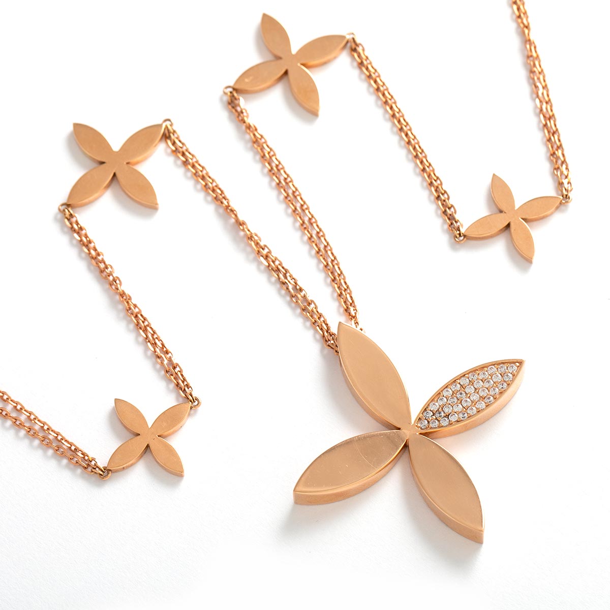 گردنبند فلاور جتاش