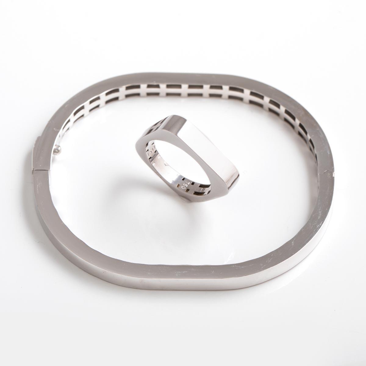 دستبند انگشتر رویال