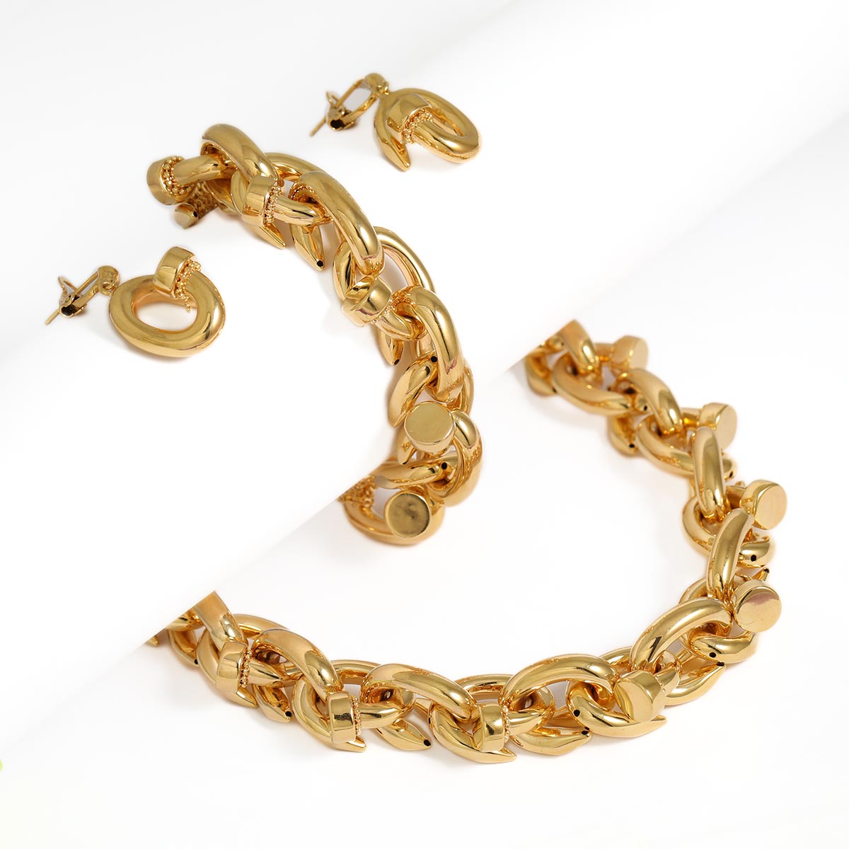 سرویس اسپرت میخ