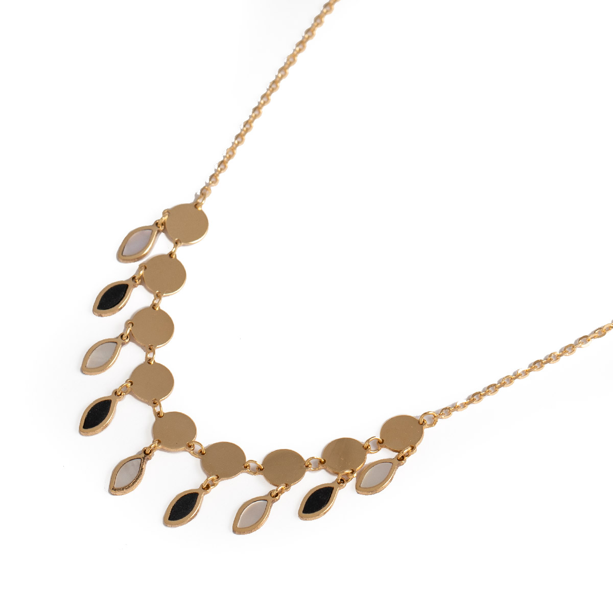 گردنبند ظریف صدفی