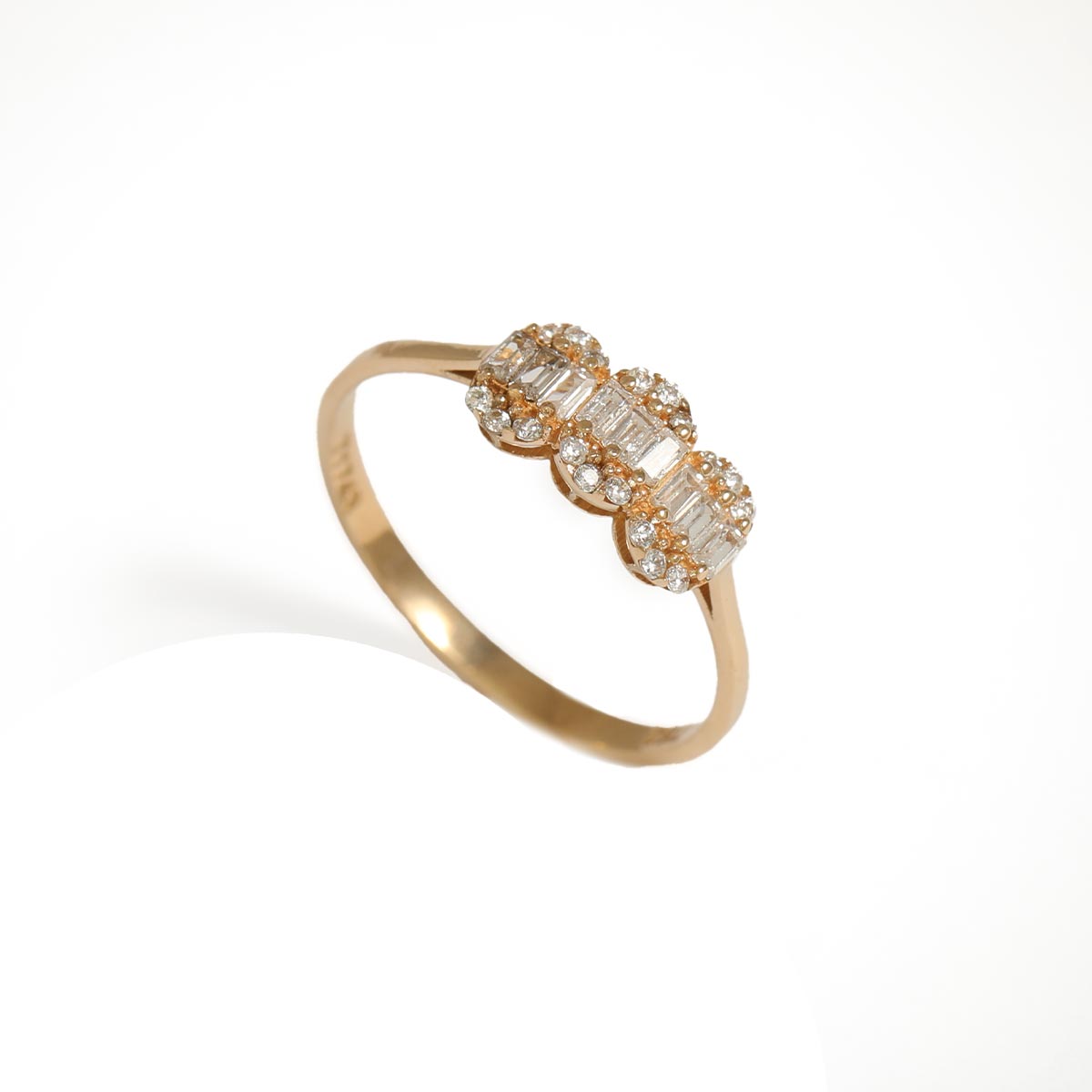 انگشتر مینیمال نگین دار